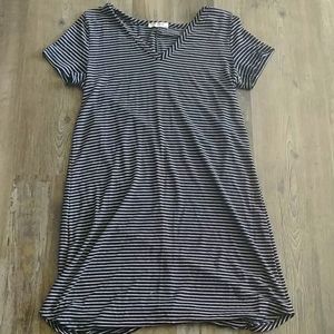 Black and white flowy dress